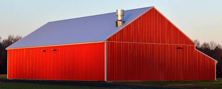 Red, red barn on the Delmarva Peninsula